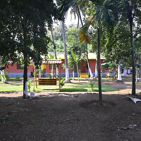 Amee'S Retreat Hotel Diveagar Exterior photo